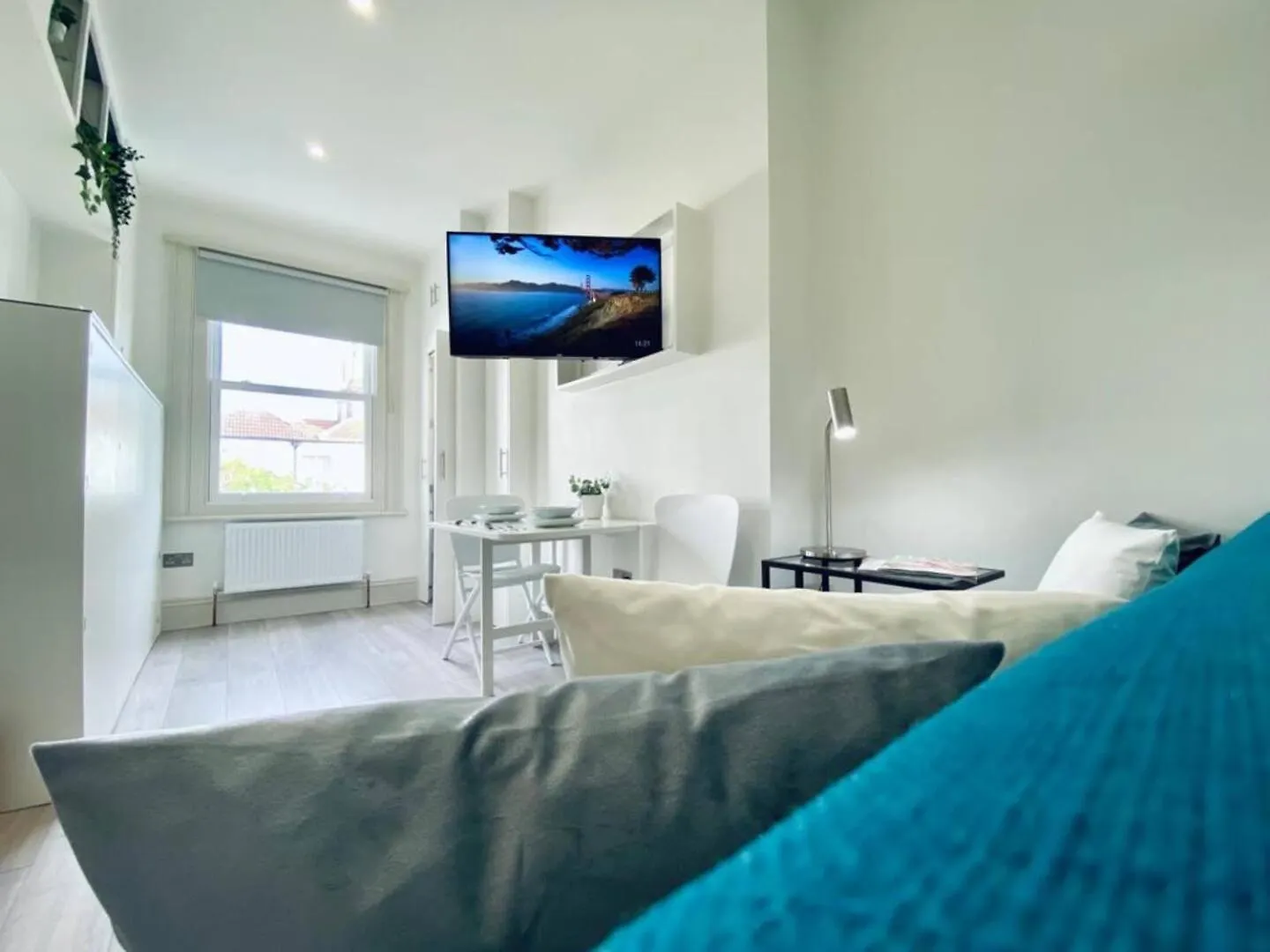 Apt 08 Beachside Beauty Central Studio Steps From Cafes Hove 0*,  Royaume-Uni